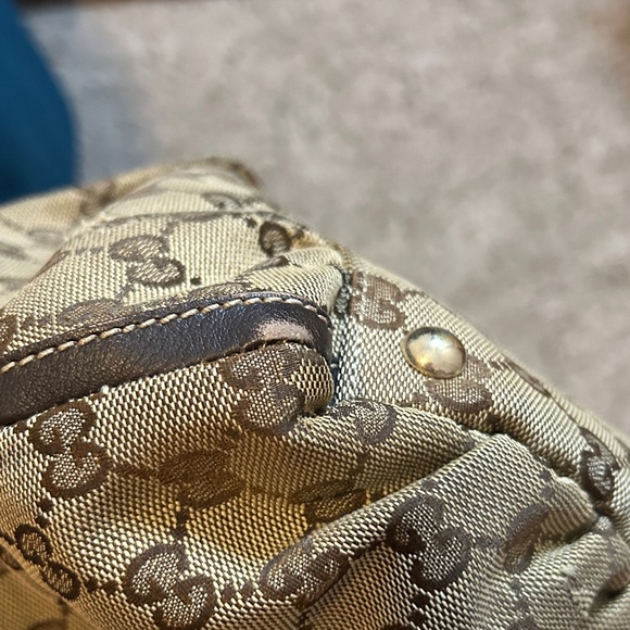 254. Gucci Abbey D-Ring Bag - Picture 6 of 14